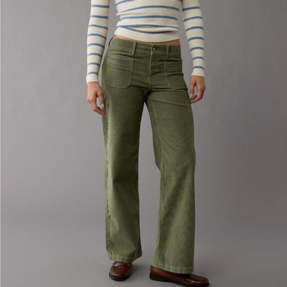 AE Stretch Corduroy Low Rise Baggy Wide Leg Pant. Green
